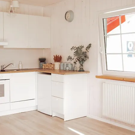 Morskie Kopalino Caloroczne * لوبيتاتو